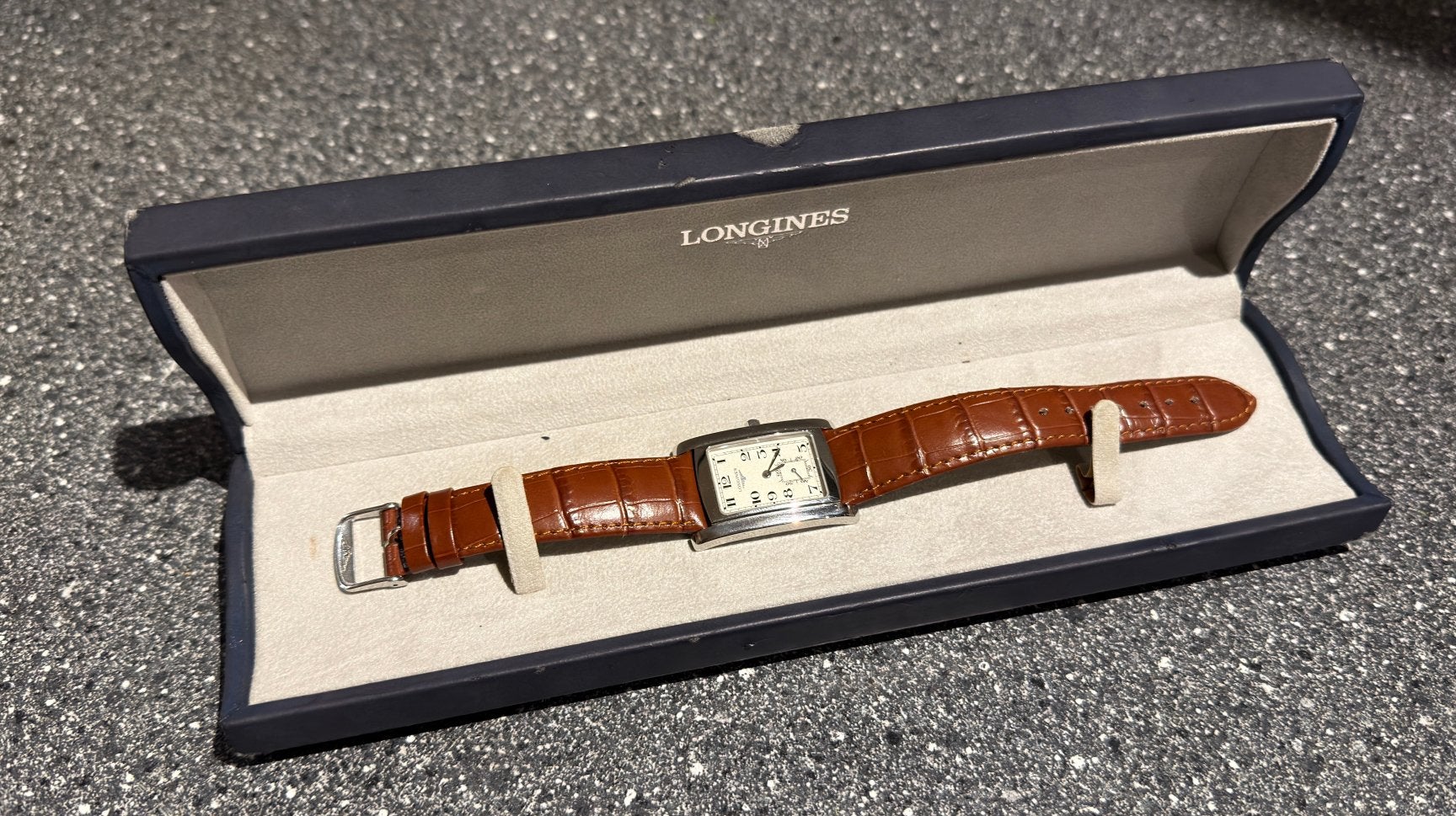 Longines Dolce Vita (quartz), Caravans en Kamperen, Kampeergereedschap, Ophalen of Verzenden, Zo goed als nieuw