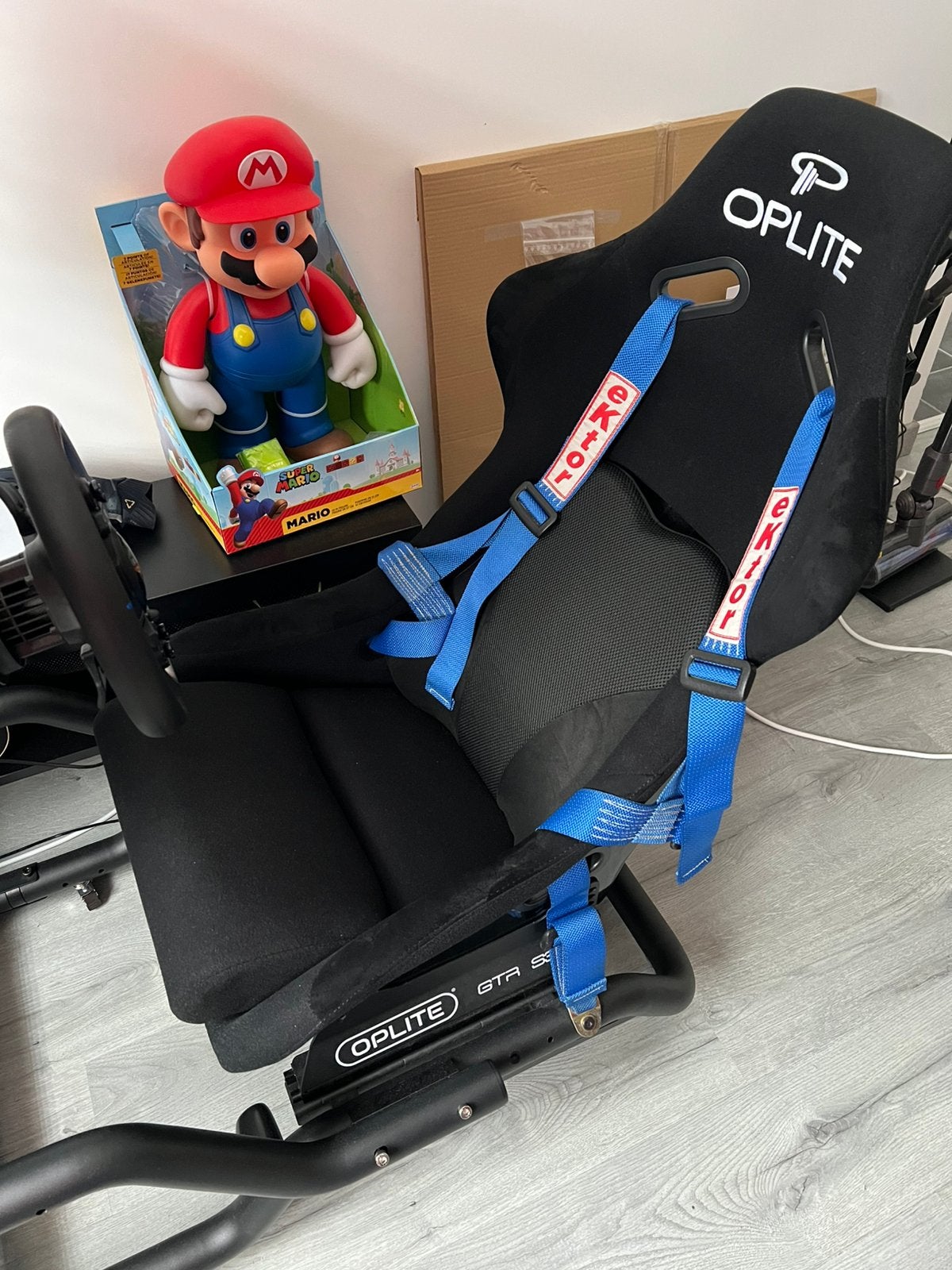 Cockpit sim racing, Consoles de jeu & Jeux vidéo, Consoles de jeu | Accessoires Autre, Comme neuf, Support, Fanatec, Enlèvement