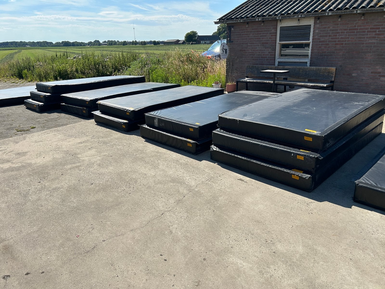 Valmatten - vele maten, Ophalen, Zo goed als nieuw