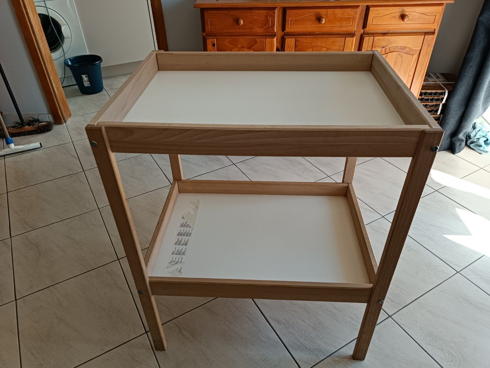 IKEA commode, Ophalen