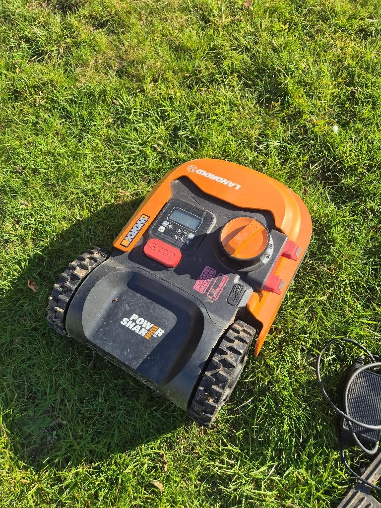 Robot tondeuse Worx Landroid M WR143E – Bon état, Worx, Moins de 20 cm, Enlèvement, Utilisé