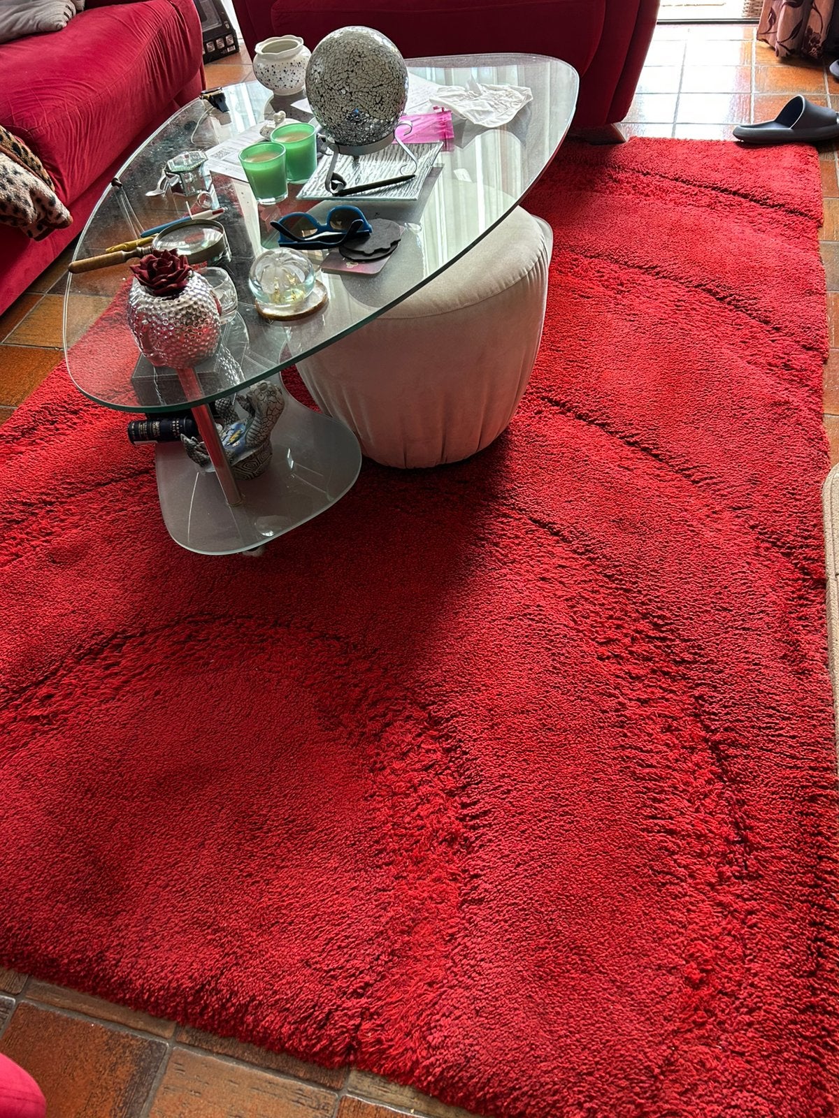 Mooi rood tapijt voor woonkamer of slaapkamer, Ophalen, Gebruikt, Rood, Rechthoekig