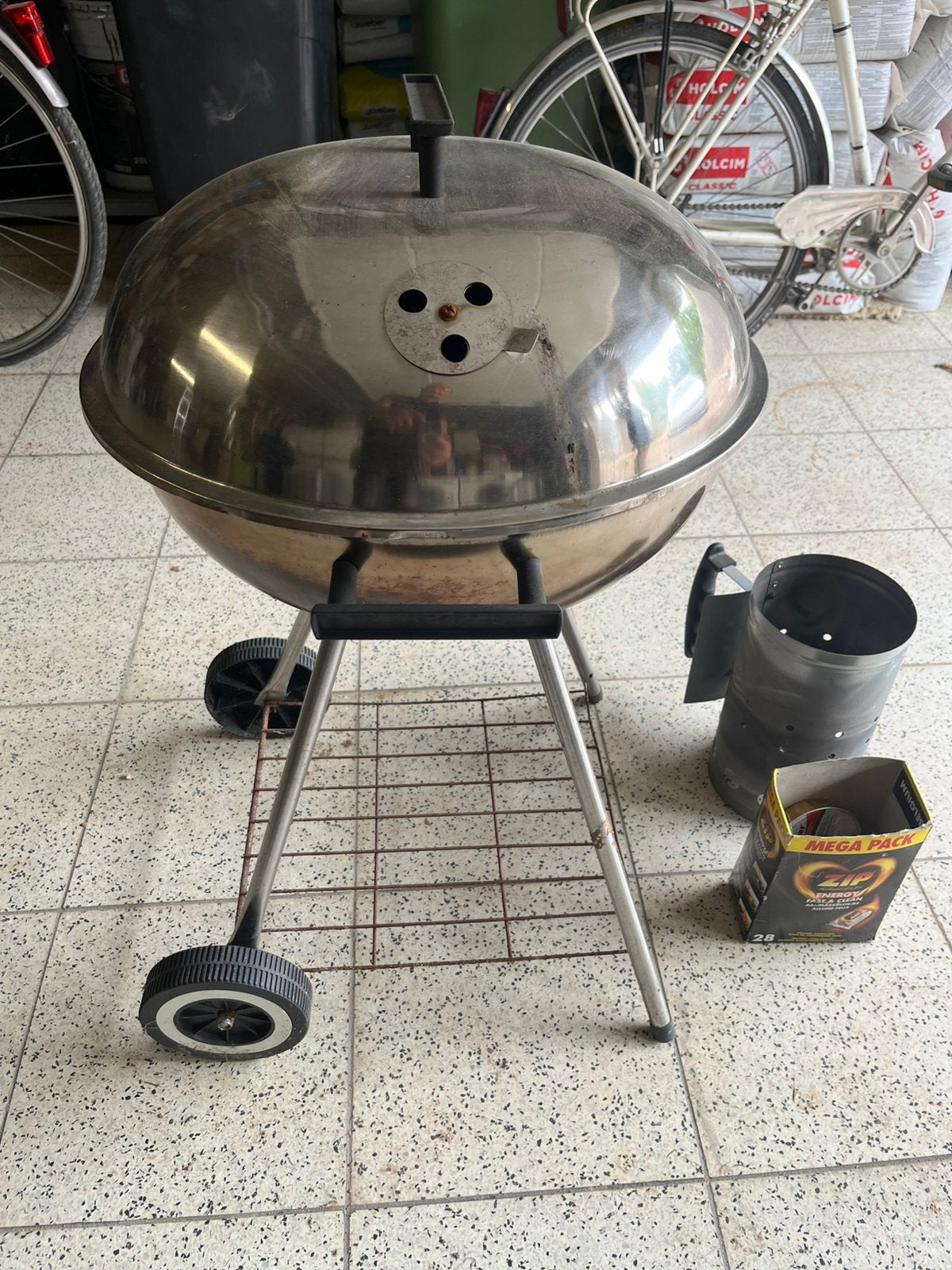 Barbecue, Tuin en Terras, Ophalen, Zo goed als nieuw