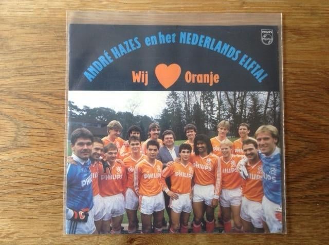 single andre hazes en het nederlands elftal, Ophalen of Verzenden, Nederlandstalig