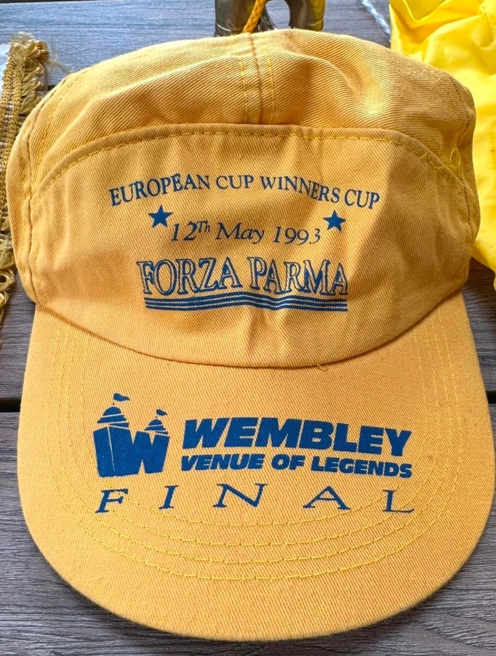 1993 Parma - Antwerp finale Europa Cup unieke collectie, Ophalen of Verzenden, Pet