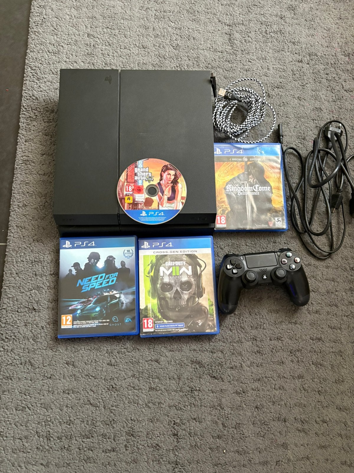 Ps4 500 gb 4 games 1 contoler, Games en Spelcomputers, Ophalen, Zo goed als nieuw, 500 GB
