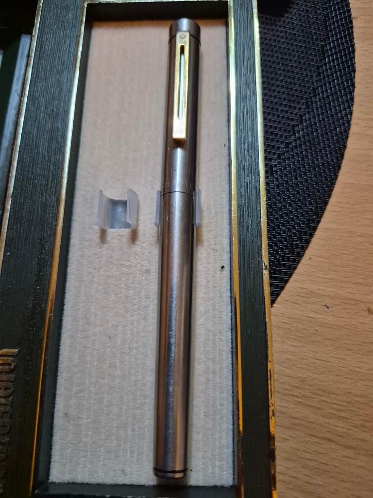 Stylo-plume Sheaffer targa 1001 Plume Or Massif 14K Vintage, Enlèvement ou Envoi, Stylo, Sheaffer