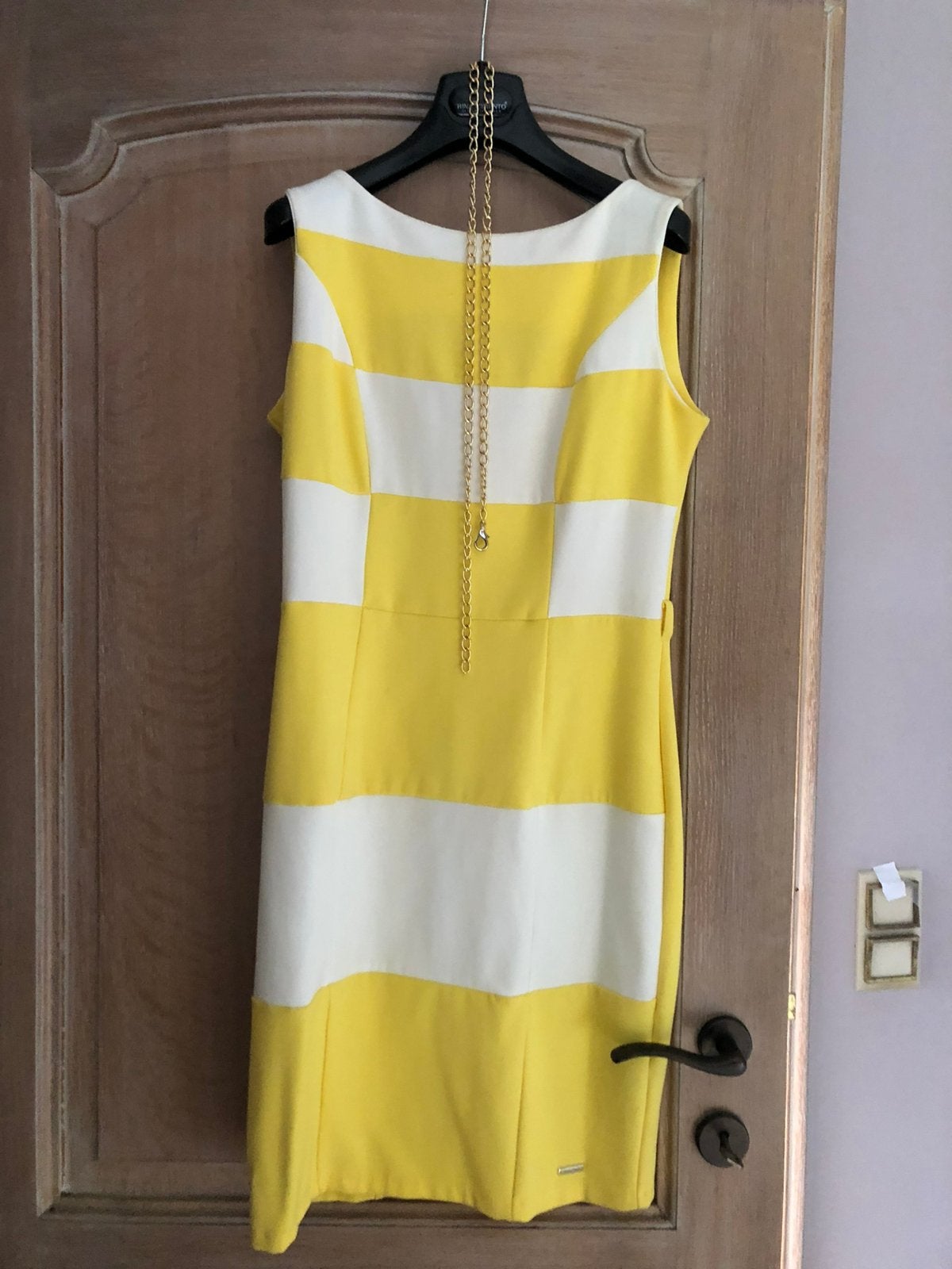 Jurk Rinascimento smal, Enlèvement, Comme neuf, Taille 36 (S), Jaune