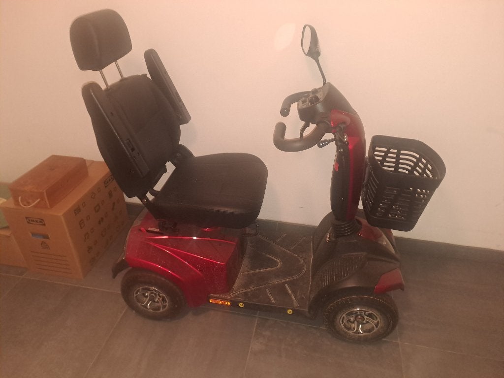 Trottinette Strider ST4, Autres marques, Comme neuf, 11 à 15 km/h, Enlèvement