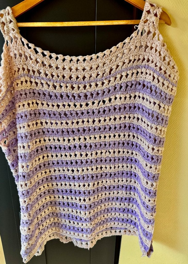 Un débardeur faite main avec de la laine 100/100 coton, Kleding | Dames, Maat 38/40 (M), Autre, Paars, Nieuw