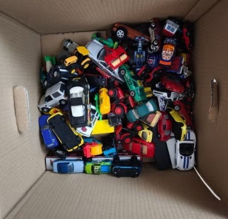 mini auto doos vol, Ophalen, Zo goed als nieuw