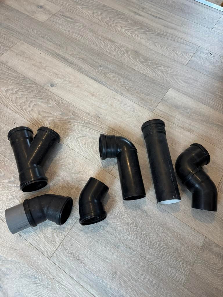 Hulpstukken pp dyka diameter 90, Doe-het-zelf en Bouw, Ophalen, Zo goed als nieuw