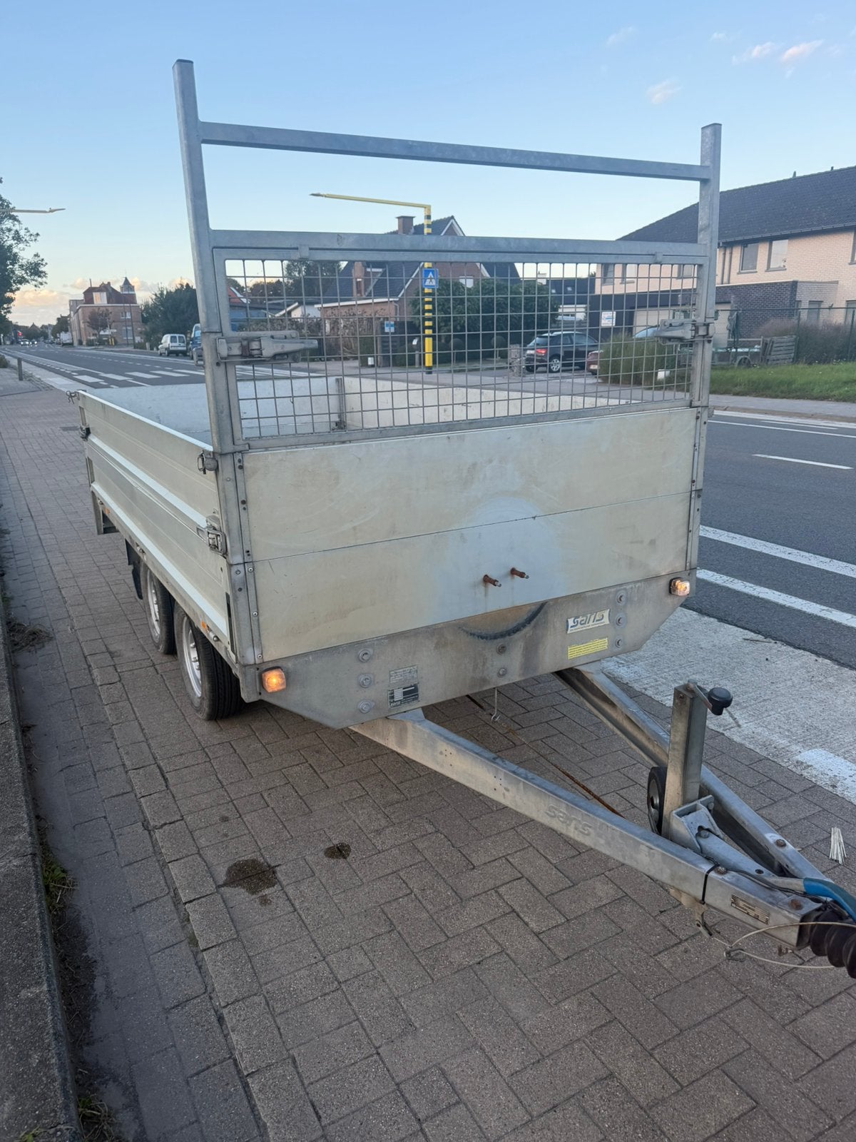 Platau aanhanger 2000 kg met oprijplaten, Auto diversen, Ophalen, Zo goed als nieuw