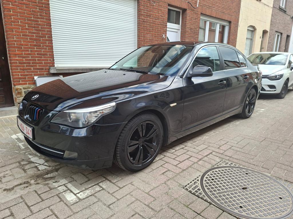 Bmw 520Li, Autos, BMW, Cuir et Alcantara, USB, 4 portes, Noir