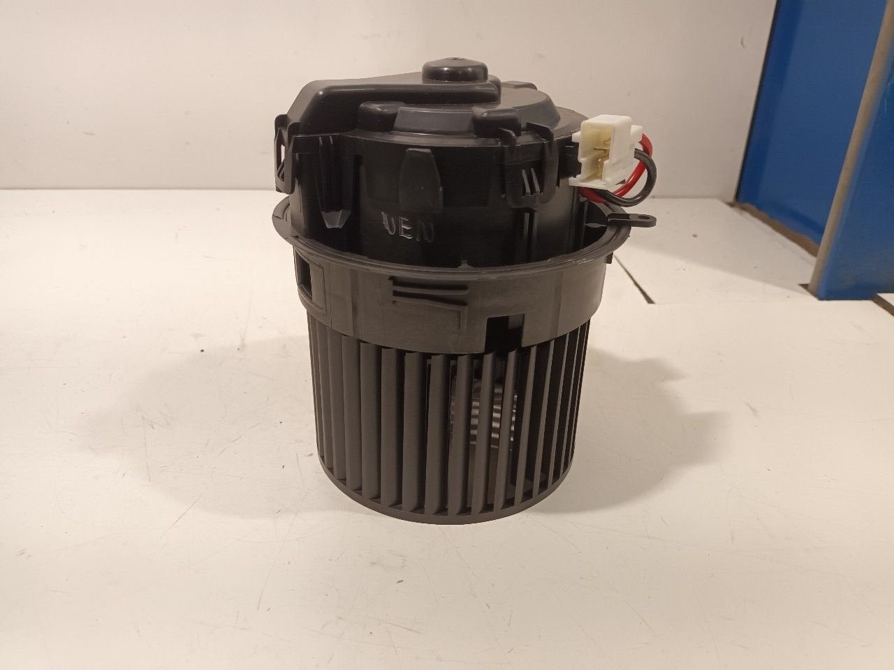 Kachel ventilator motor Nissan Leaf, Onderdelen@venauto.nl, Van der Ven Autorecycling B.V., Ettenseweg 76, 4706 PB Roosendaal, The Netherlands