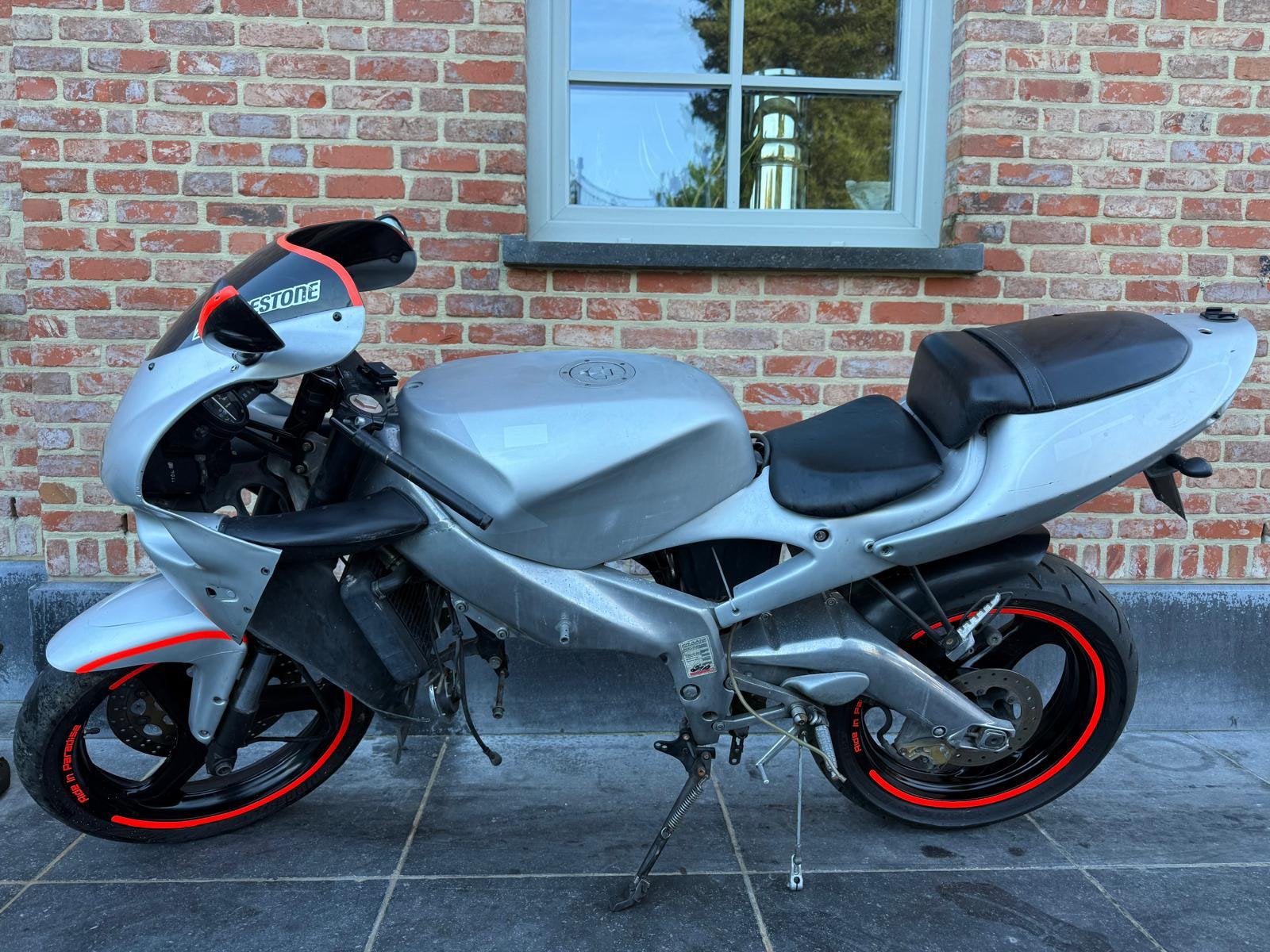 Châssis roulant Aprilia RS 125, Motos, Entreprise
