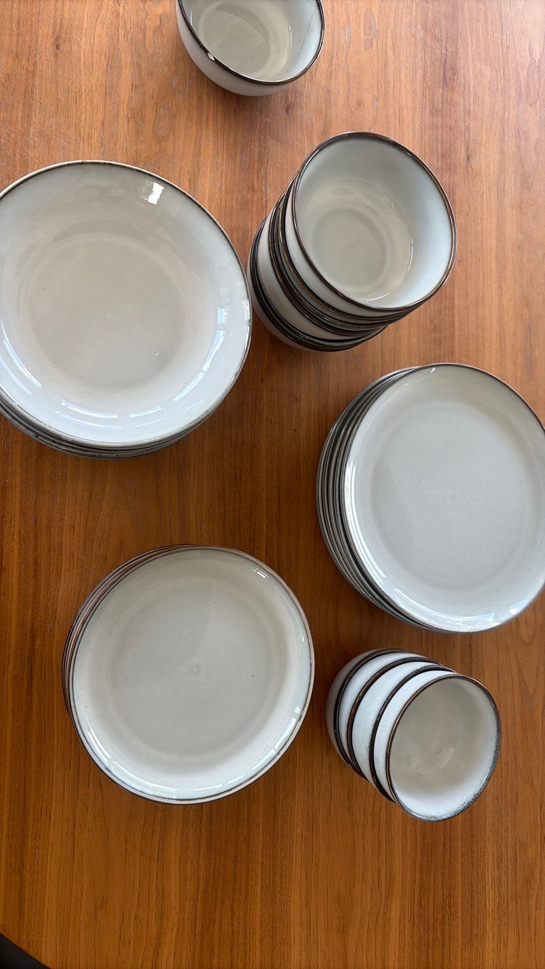 Vaisselle 6 personnes, Maison & Meubles, Cuisine | Vaisselle, Uni, Assiettes(s), Comme neuf, Céramique