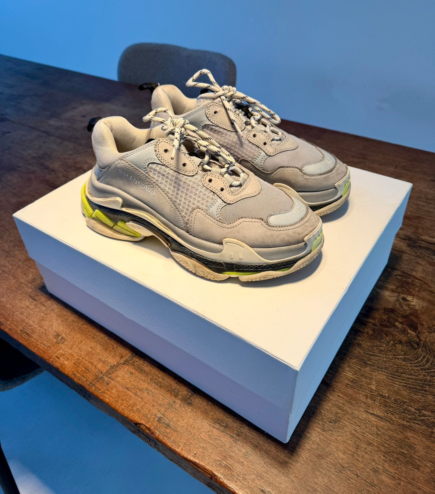 Balenciaga Triple S, Ophalen, Overige kleuren, Sneakers, Gedragen