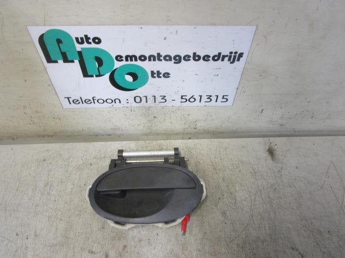 Poignée portière 4portes arrière gauche d'un Opel Meriva, Autos : Pièces & Accessoires, -, Opel, 3 mois de garantie, Utilisé