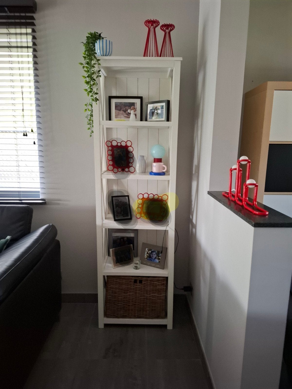 kast met onderaan een mand, Huis en Inrichting, Ophalen