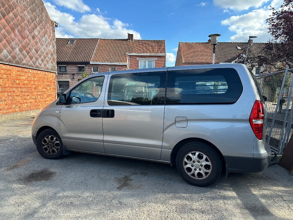 Hyundai H1 Starex Cargo léger, 100 kW, Achat, Système audio, 2500 cm³