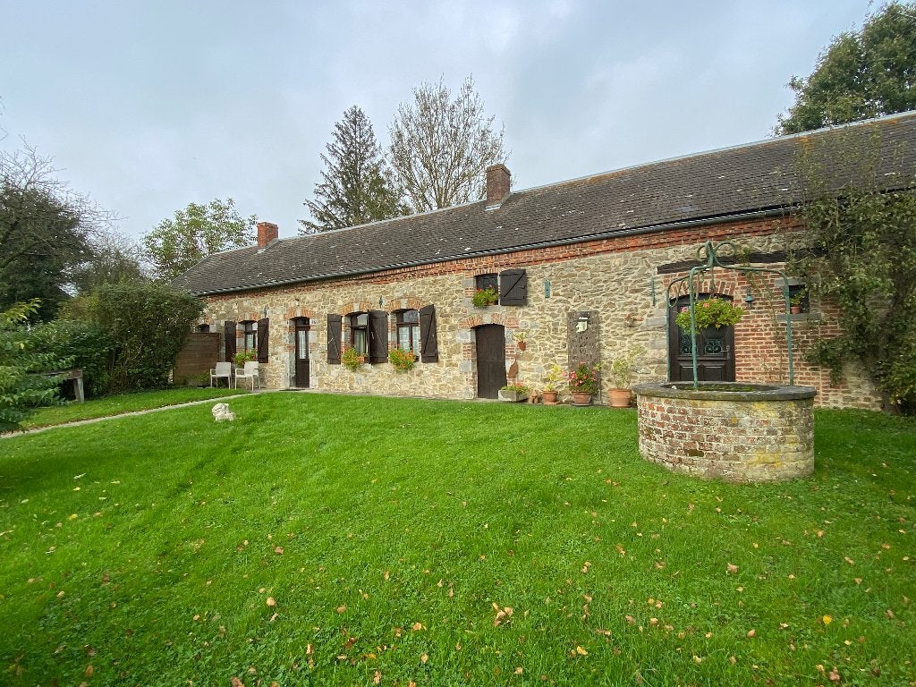 GITE DE 4 PERSONNES, Vacances, Maisons de vacances | Autres pays, Ferme ou Cottage, Village, Lac ou rivière, Bois/Forêt, 2 chambres