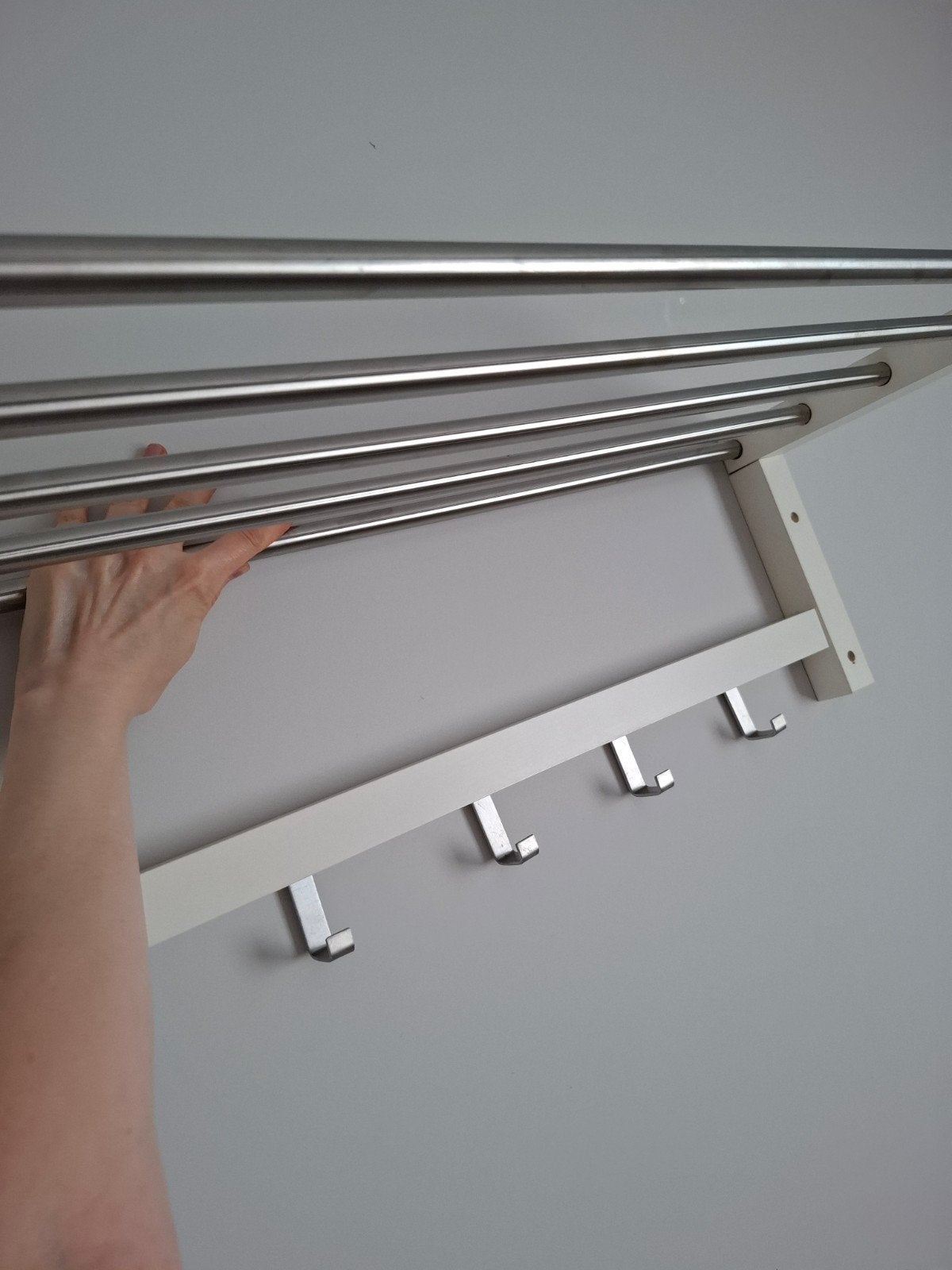 Étagère à chapeaux IKEA TJUSIG, blanche, Enlèvement, Bois