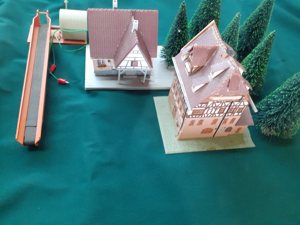 Lot HO model huisjes en diversen, Ophalen
