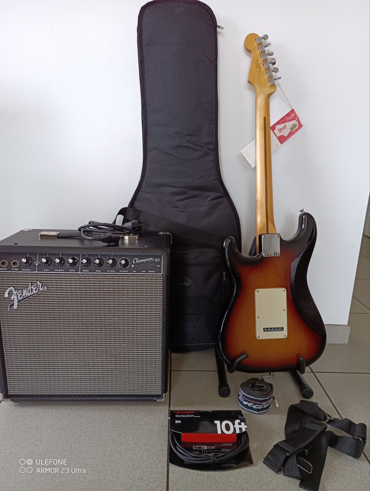 Fender Stratocaster 2012 , versterker champion 40 rms, Muziek en Instrumenten, Ophalen, Fender, Nieuw, Met versterker