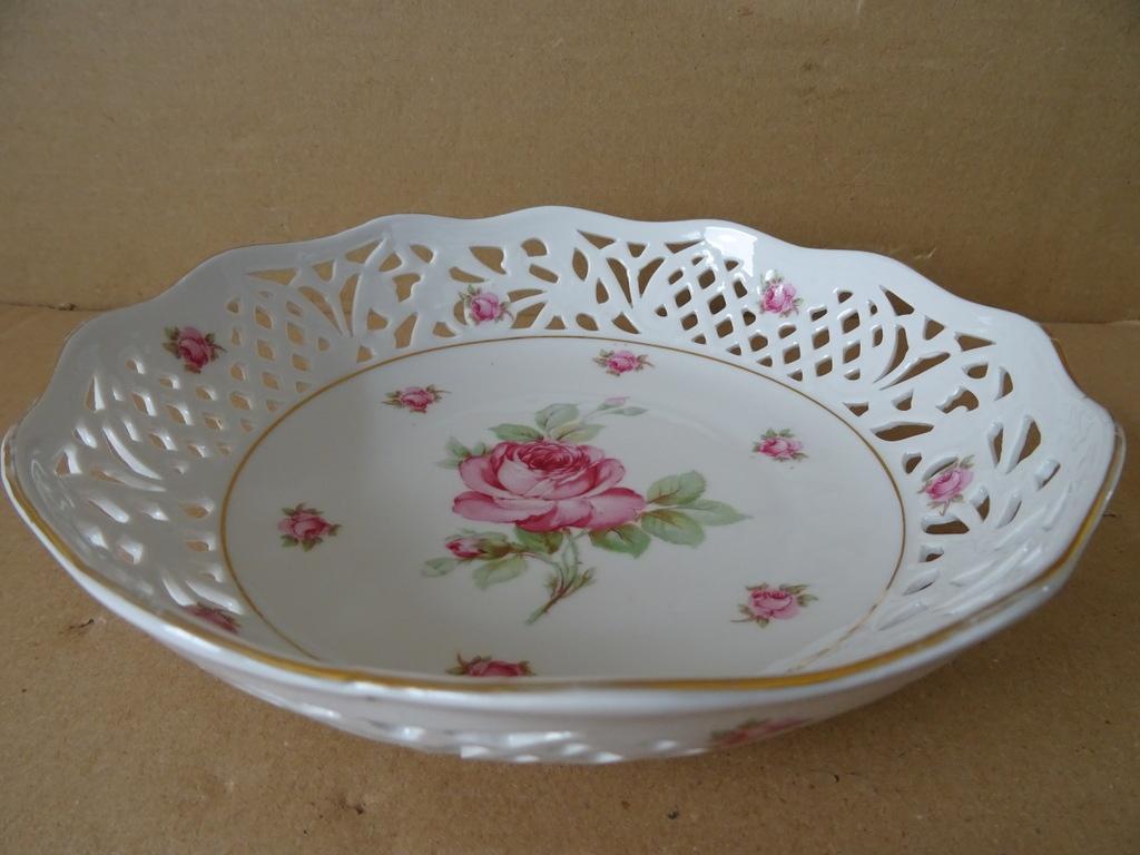 Vintage vergulde porseleinen schaal fruitschaal Bavaria 19cm, Antiek en Kunst, Ophalen of Verzenden