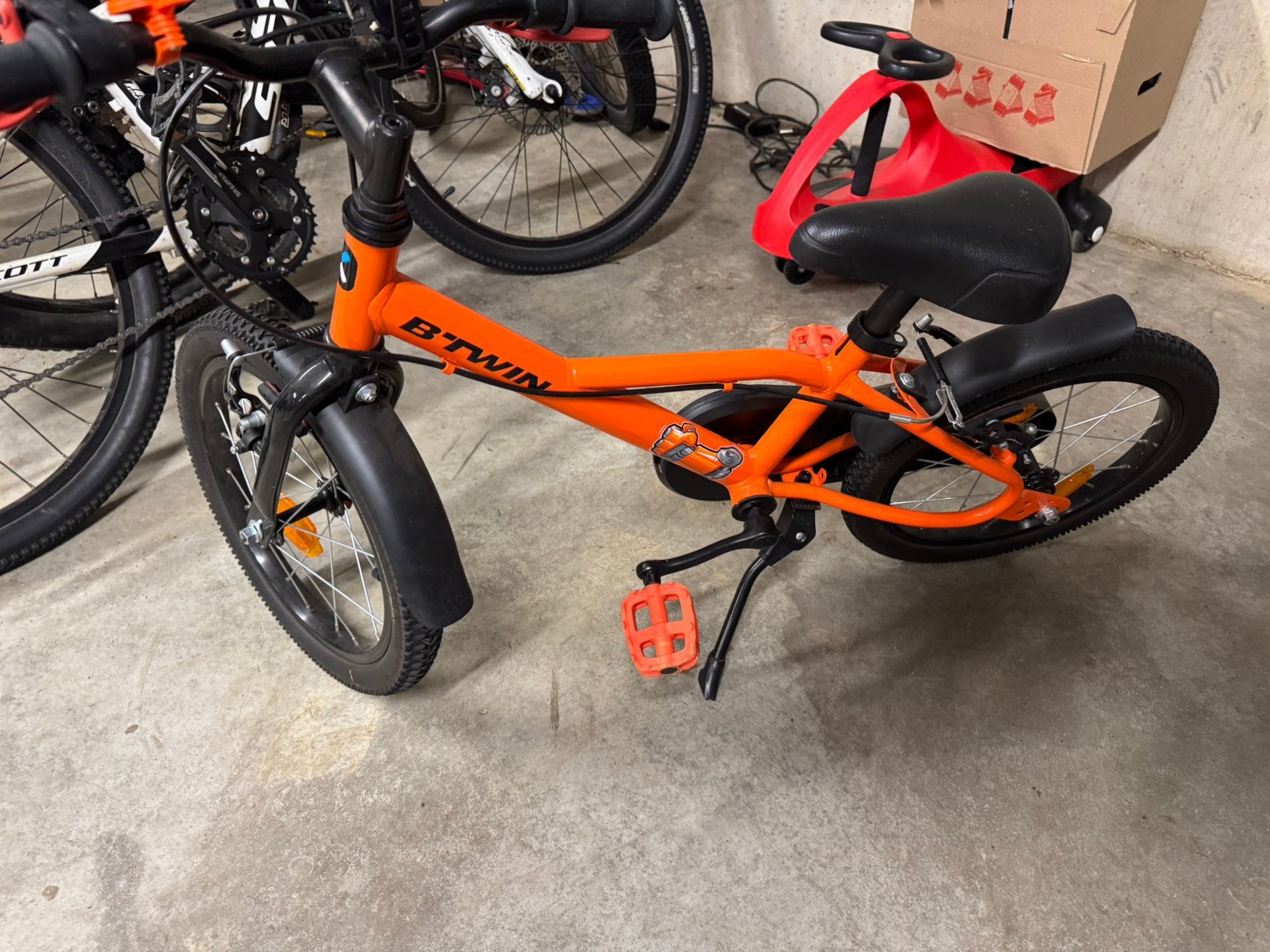 Kunderfiets 4 tot 7 jaar, Fietsen en Brommers, Ophalen, Zo goed als nieuw