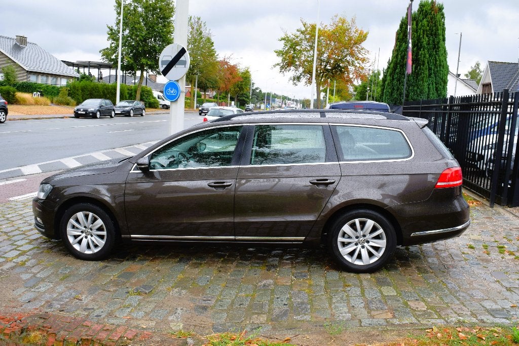 Vw Passat 1.6CR TDi/1st Owner/HISTORY/GARANTIE, Auto's, Volkswagen, Voorwielaandrijving, https://public.car-pass.be/vhr/531de986-e3b2-403b-9a2a-d4dc46642ea9