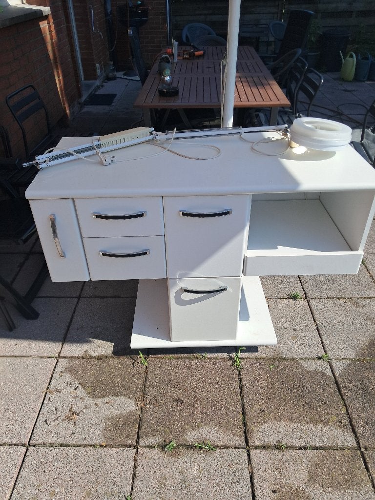 Mobiel bureel, Ophalen, Zo goed als nieuw