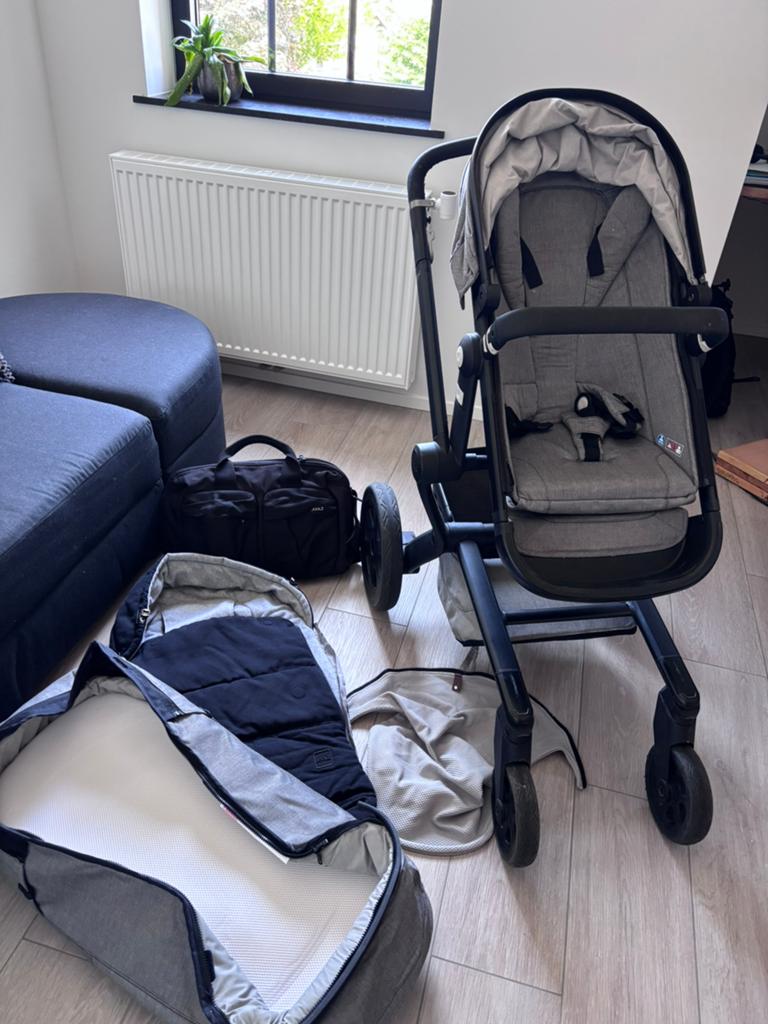 Joolz Day 3 grijze kinderwagen, Kinderen en Baby's, Kinderwagens en Combinaties, Ophalen, Zo goed als nieuw, Kinderwagen