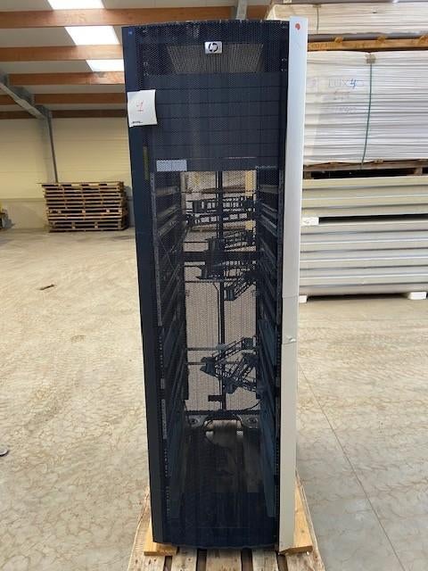 5 PATCHKASTEN DIVERS MODEL 2M HOOG, Ophalen, Gebruikt