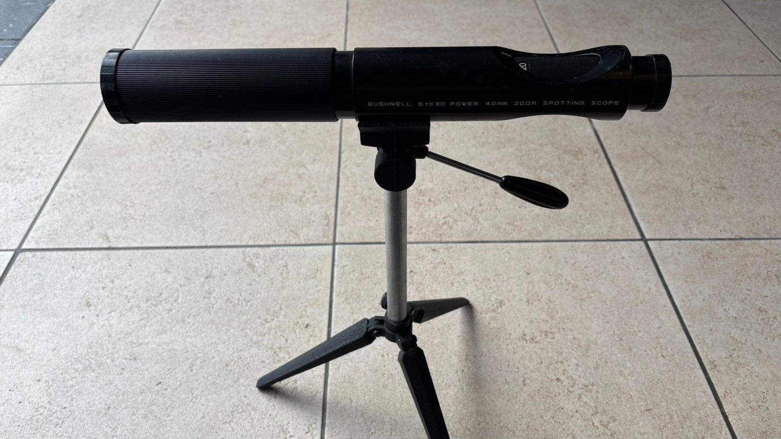 Jumelle Bushnell 9 TO 30 Power 40mm zoom spotting scope, Enlèvement, Utilisé