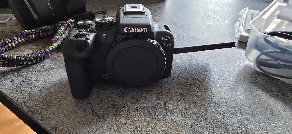 Canon R10 en Canon RF 24-105mm F4-7.1 IS STM, Ophalen, Zo goed als nieuw, Spiegelreflex, Canon