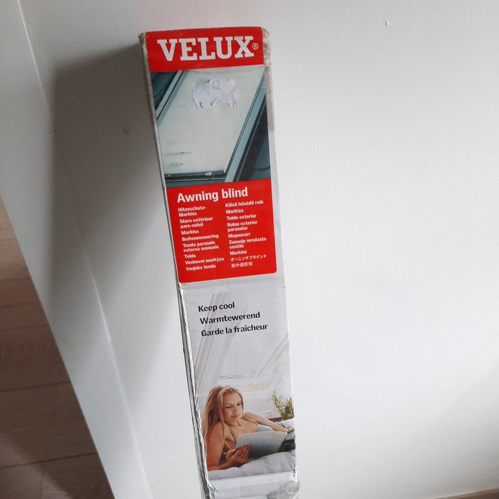 Velux warmtewerend, zonnewering, Ophalen, Nieuw, Dakraam