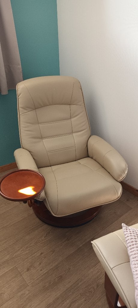 Stressless zetel + voetbankje, Huis en Inrichting, Zetels | Zetels, Gebruikt, Eenpersoons, 75 tot 100 cm, Minder dan 150 cm