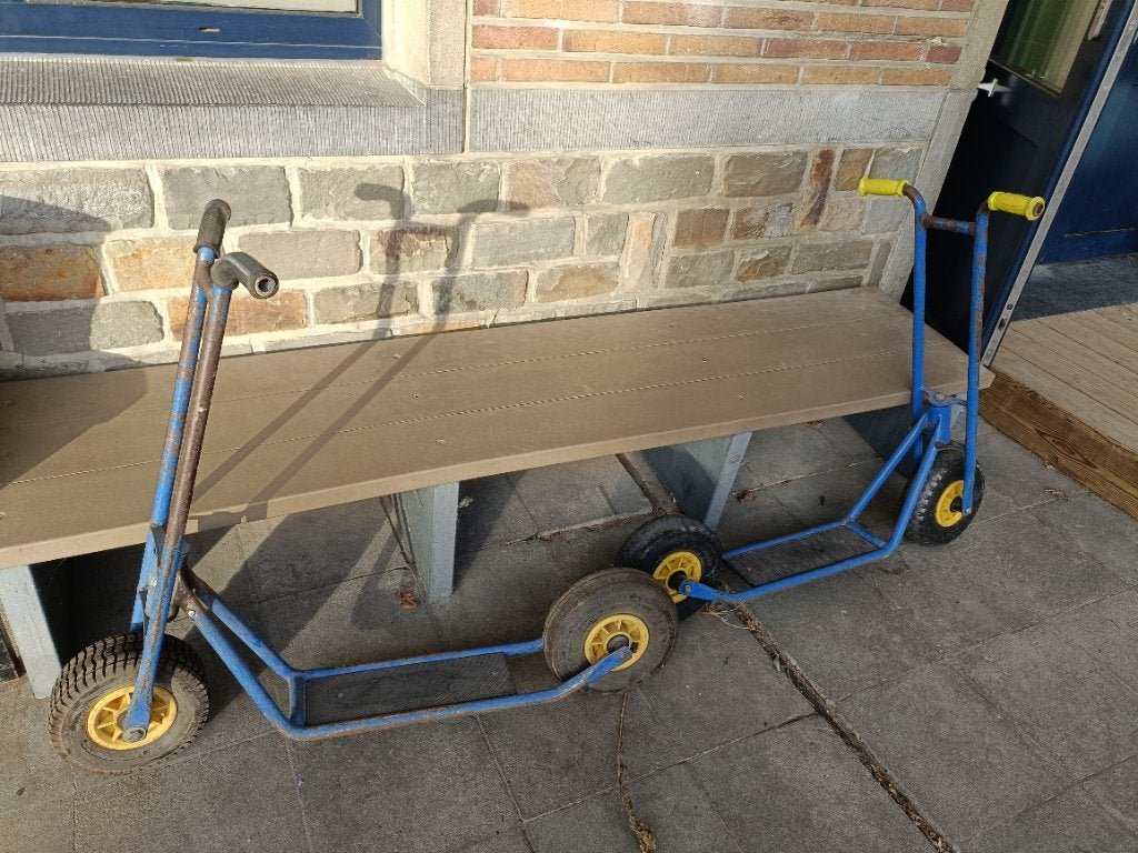 2 klassieke blauwe steps Berg 90 cm hoog, Fietsen en Brommers, Ophalen, Gebruikt, Gewone step
