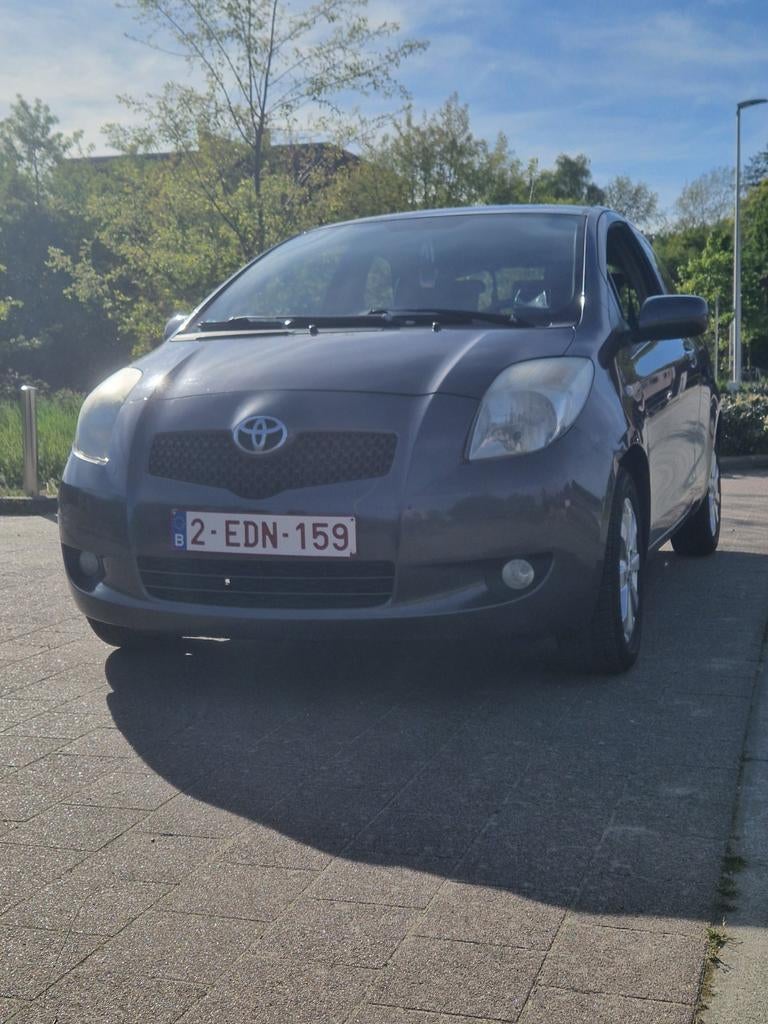 Toyota yaris 1.3 benzine, Auto's, Toyota, Benzine, Te koop, Yaris