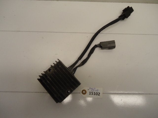 ZX6R 2007 - 2008 Kawasaki Spanningsregelaar D1-32015, Motoren