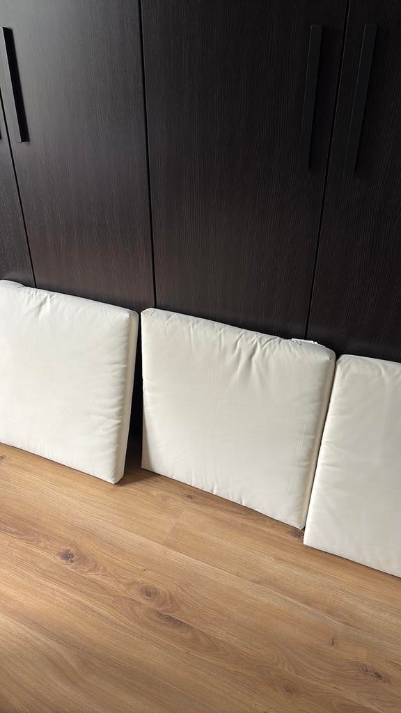 3 Tuinkussens beige 62x62, Ophalen, Zo goed als nieuw, Beige