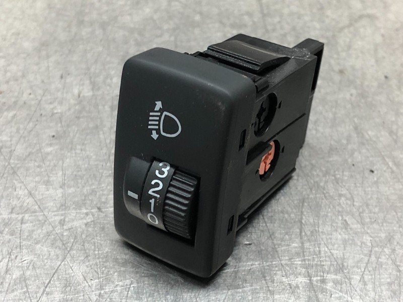 COMMUTATEUR PHARE REGLAGE C Jazz (GE6 / GE8 / GG / GP), Hanauer Landstraße  222-224
60314  Frankfurt am Main, DE, Honda, Utilisé
