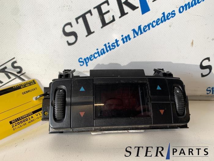 Panneau de commandes chauffage d'un Mercedes E-Klasse, 3 mois de garantie, Utilisé, -, -