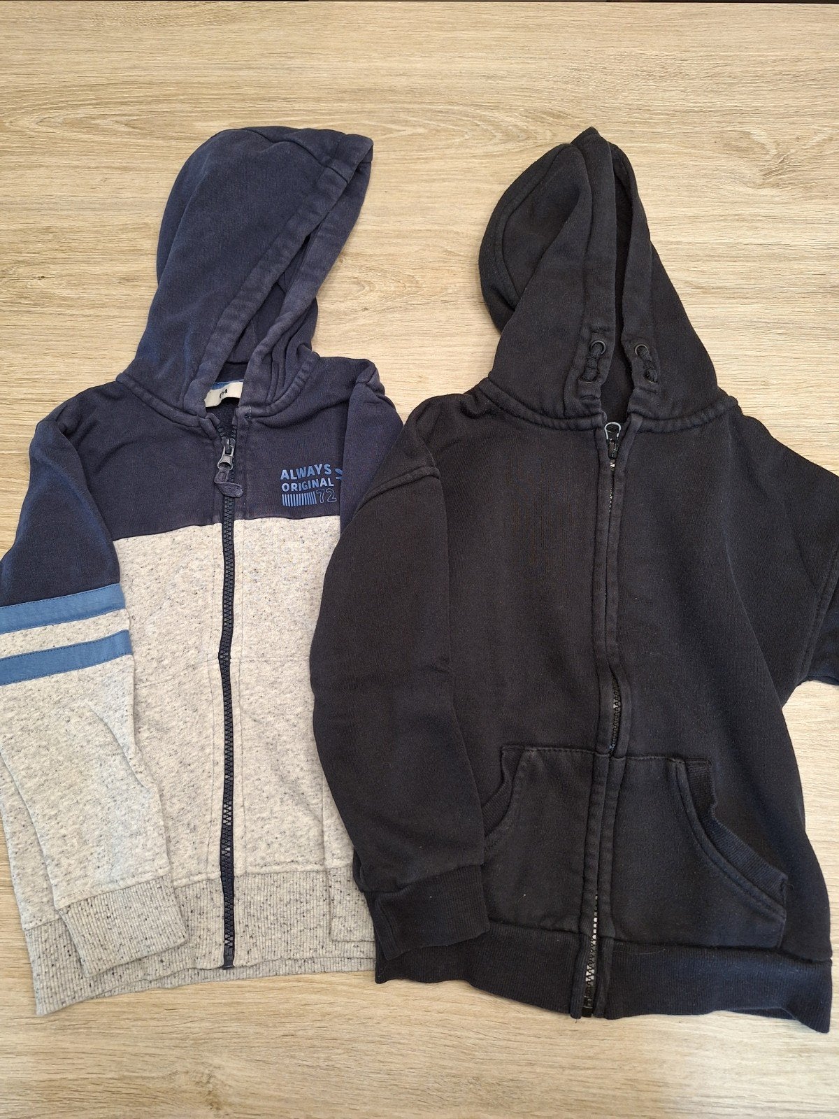 Vesten jongens maat 122, Enfants & Bébés, Vêtements enfant | Taille 122, Enlèvement ou Envoi, Comme neuf, Garçon, Pull ou Veste