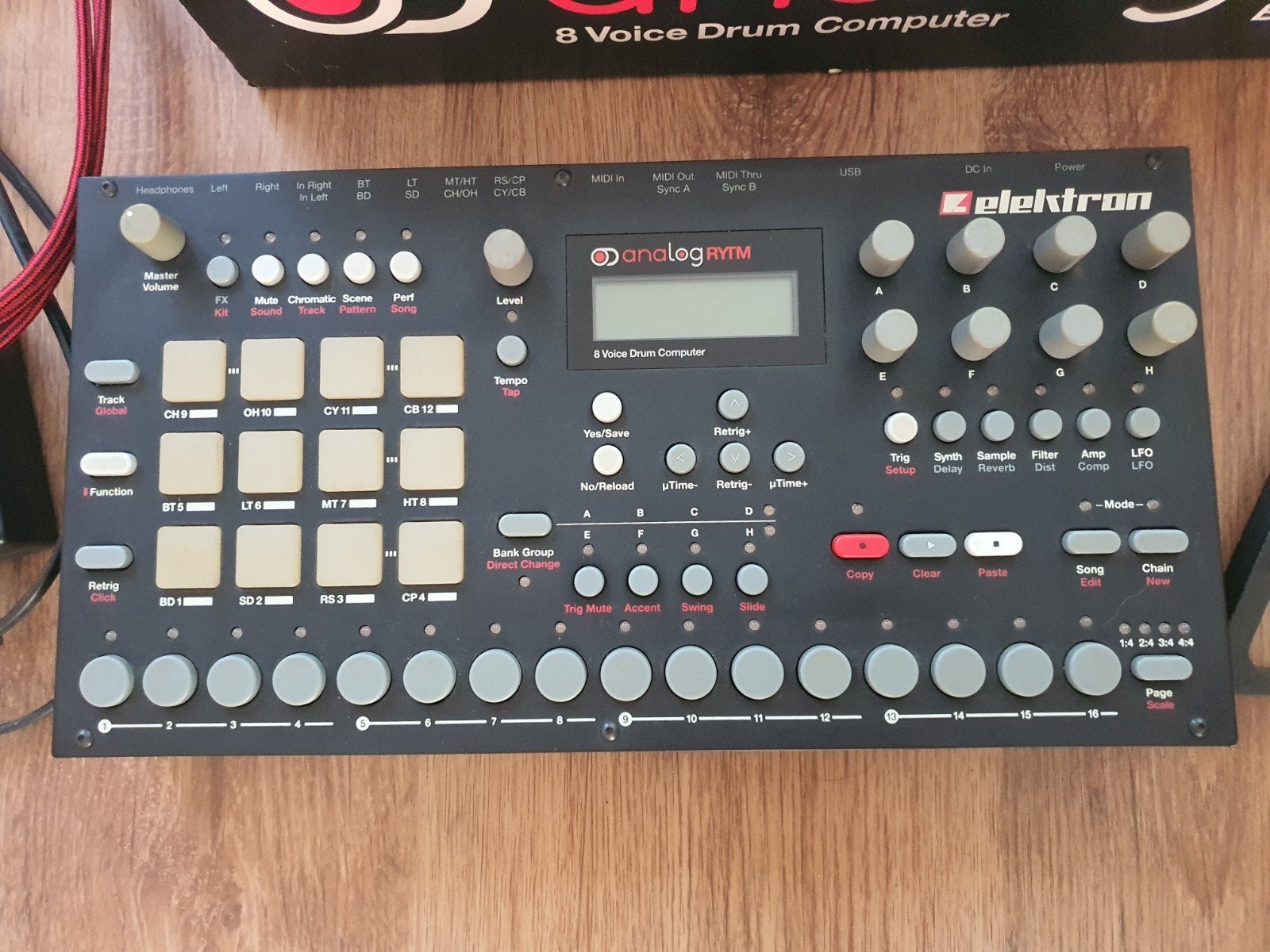 Elektron Analog Rytm MkI, Muziek en Instrumenten, Drumcomputers, Ophalen, Zo goed als nieuw