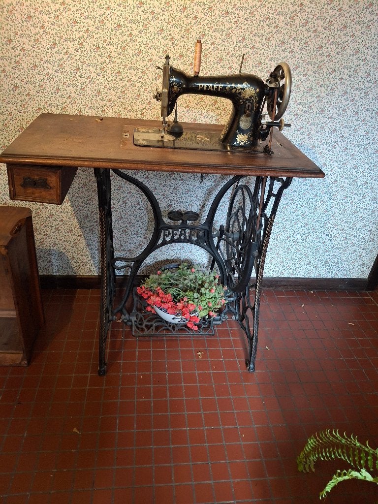 Machine à coudre, Ophalen, Gebruikt, Naaimachine, Pfaff