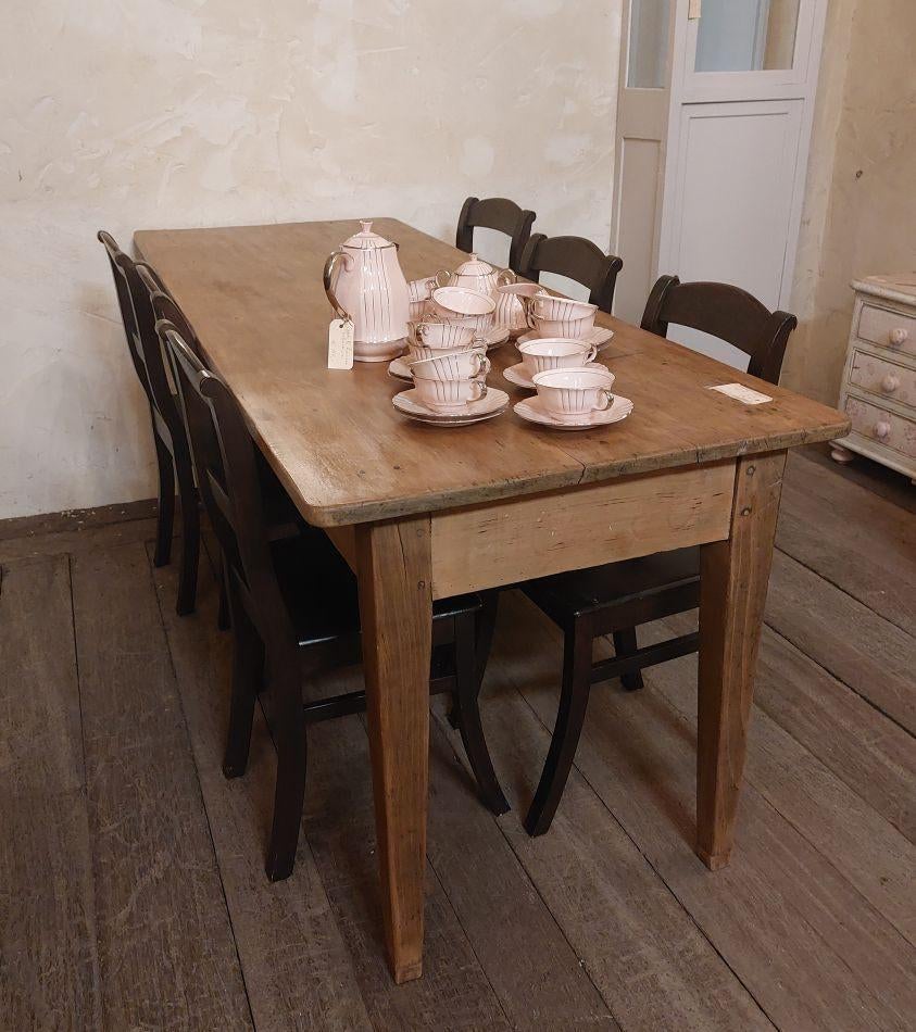 oude smalle eettafel   smalle tafel, Ophalen