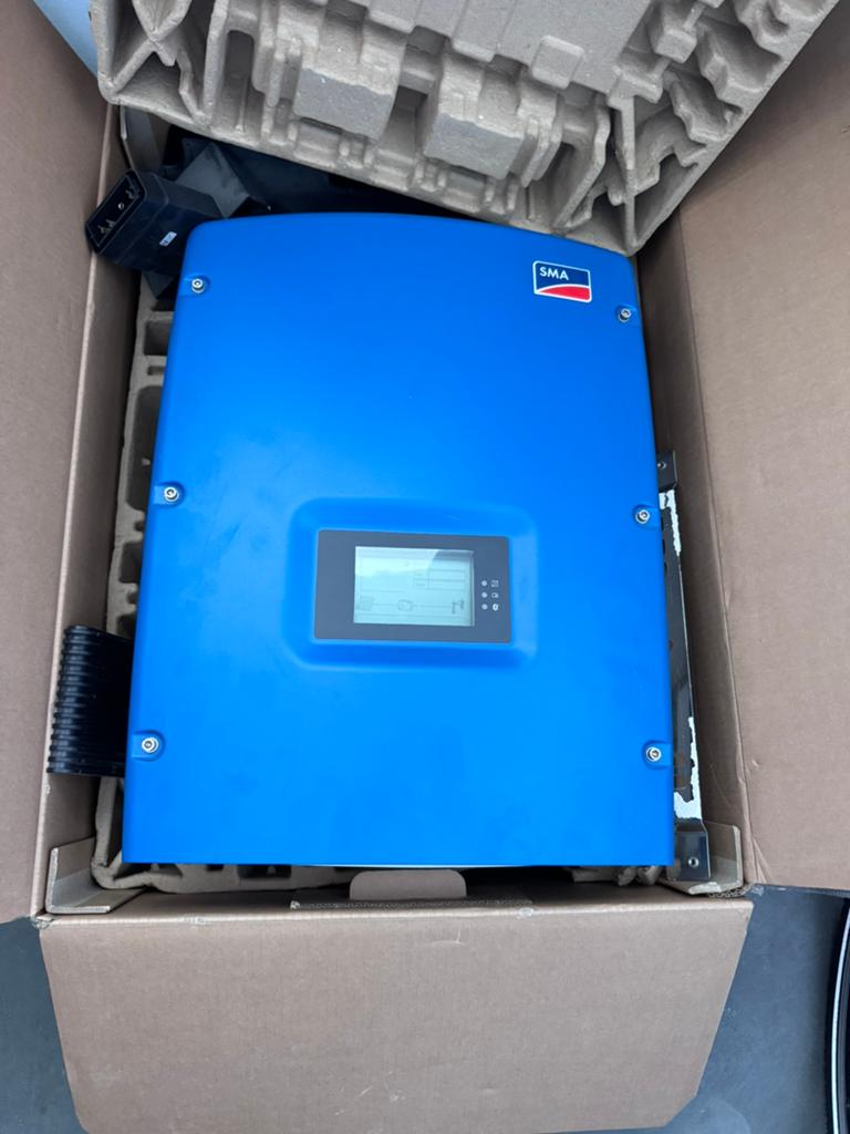 SMA omvormer, Doe-het-zelf en Bouw, Zonnepanelen en Toebehoren, Ophalen, Gebruikt
